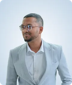 Mohideen M